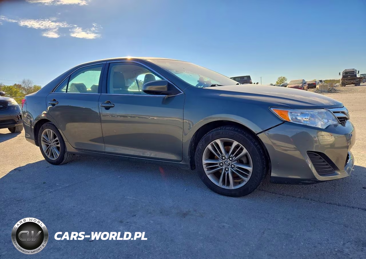 2013 Toyota Camry L VIN:4T1BF1FK3DU668312 - 4