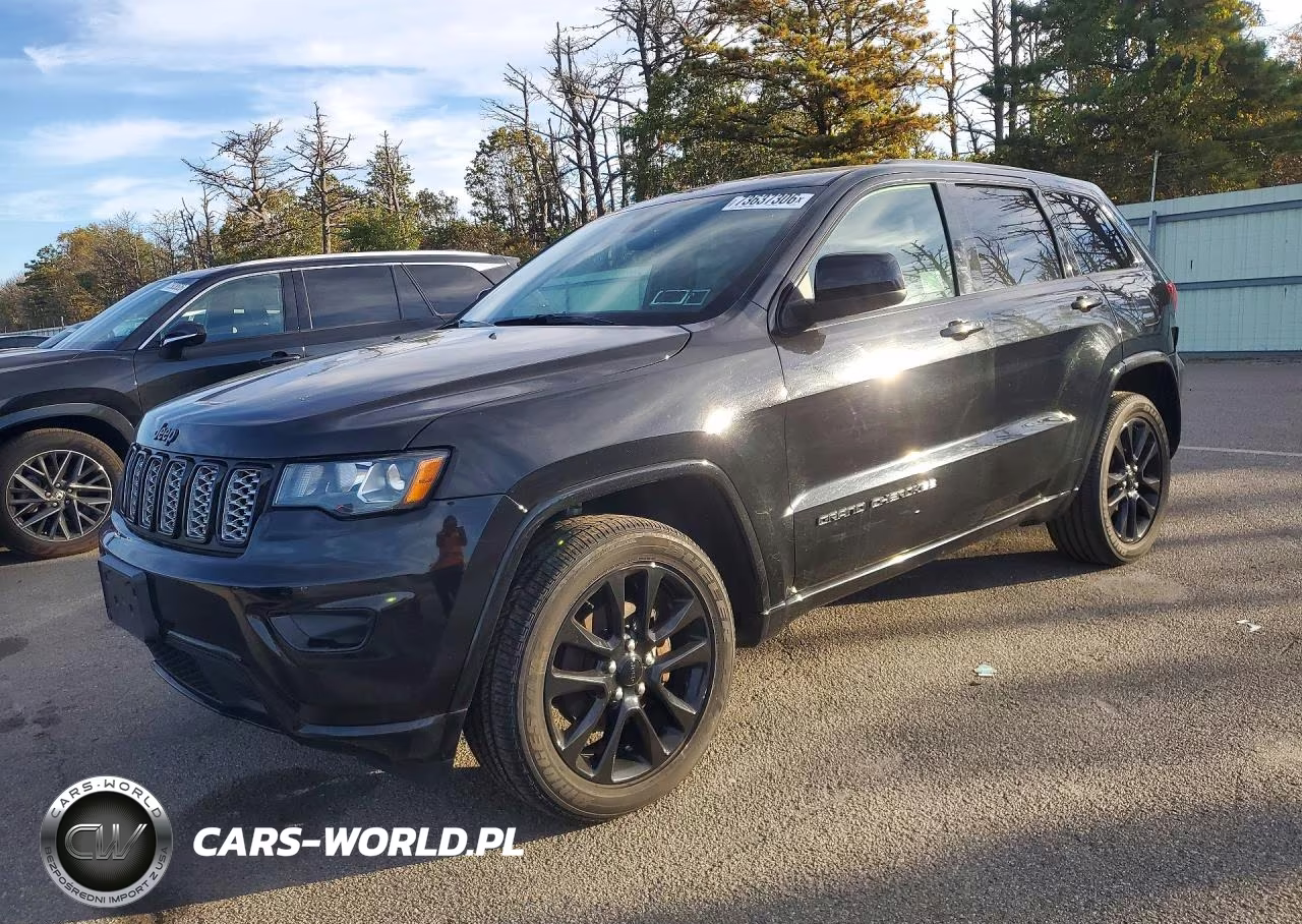 2019 Jeep Grand Cherokee Laredo – zdjęcie 1 z 13