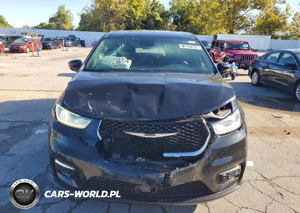 2026 Chrysler Pacifica Select VIN:2C4RC1BG4TR243528 - 5