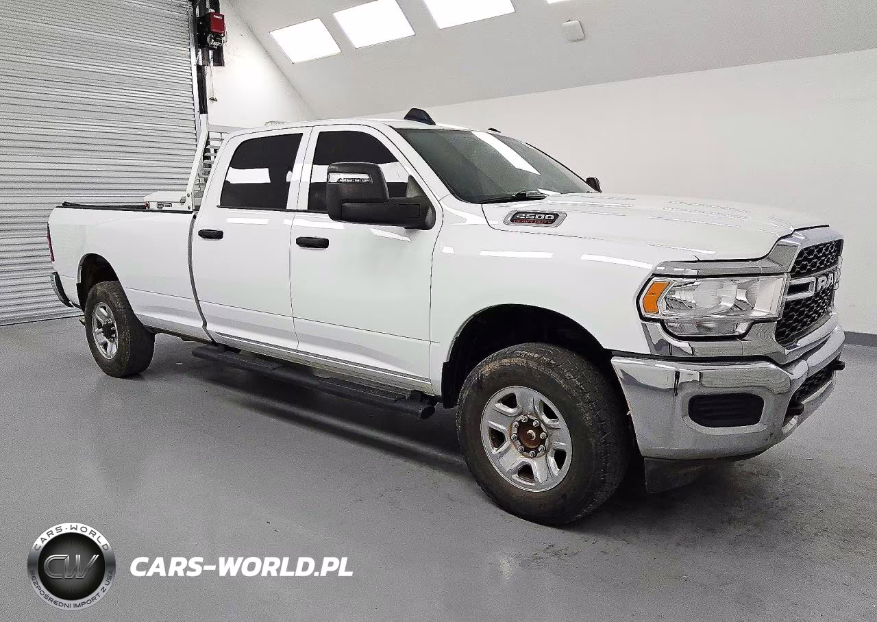 2023 Ram 2500 Tradesman VIN:3C6UR5HJ6PG548664 - 4