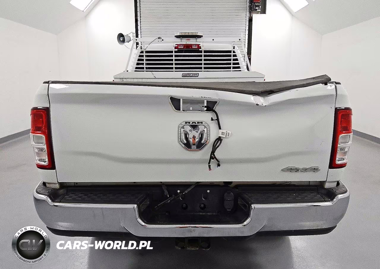 2023 Ram 2500 Tradesman VIN:3C6UR5HJ6PG548664 - 6
