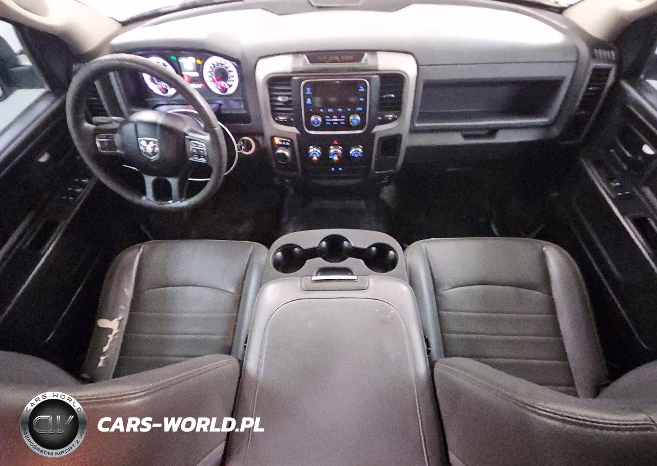 2019 Ram 1500 Classic Tradesman VIN:1C6RR6KT0KS633488 - 8