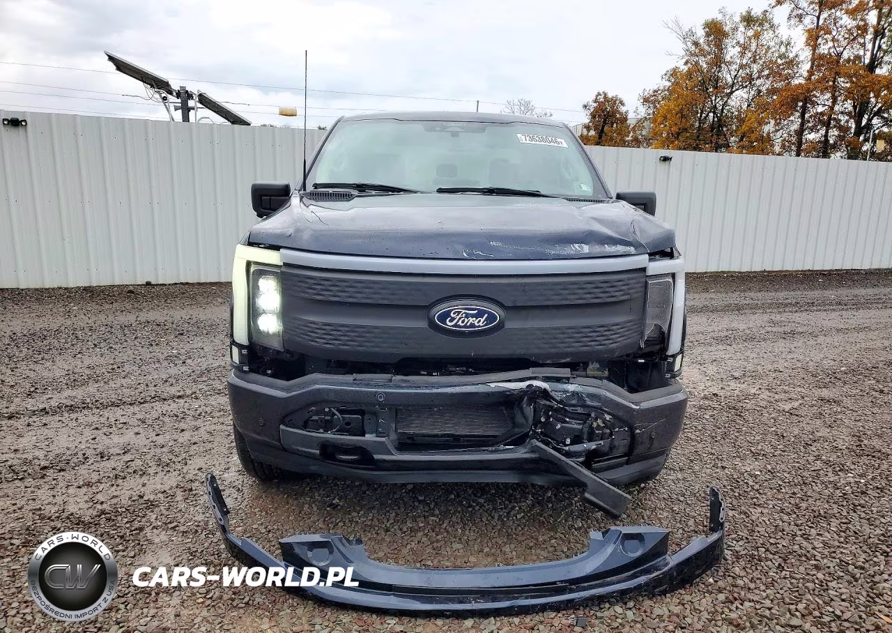 2025 Ford F150 Lightning Xlt VIN:1FT6W3LU6SWG14771 - 5