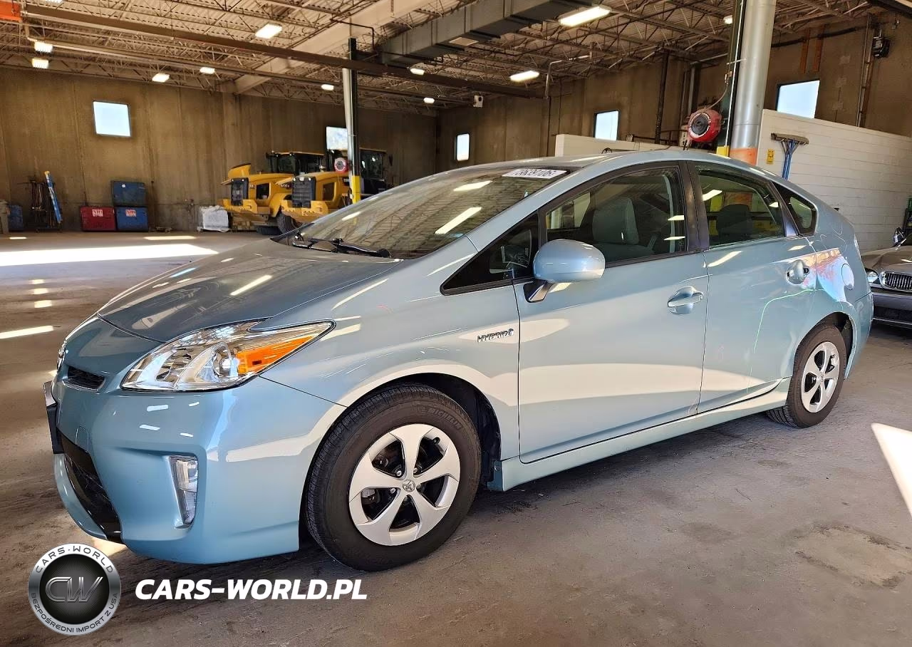 2013 Toyota Prius Two