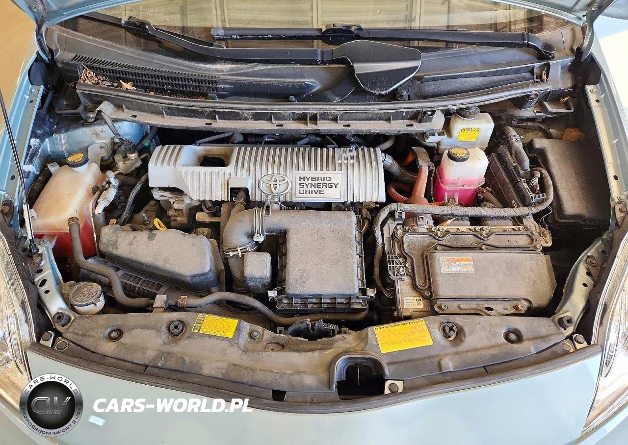 2013 Toyota Prius Two VIN:JTDKN3DU5D5653716 - 11