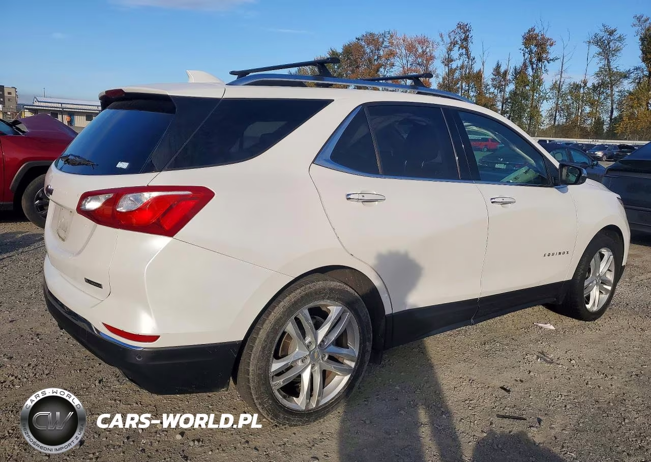2018 Chevrolet Equinox Premier VIN:2GNAXNEX6J6265296 - 3