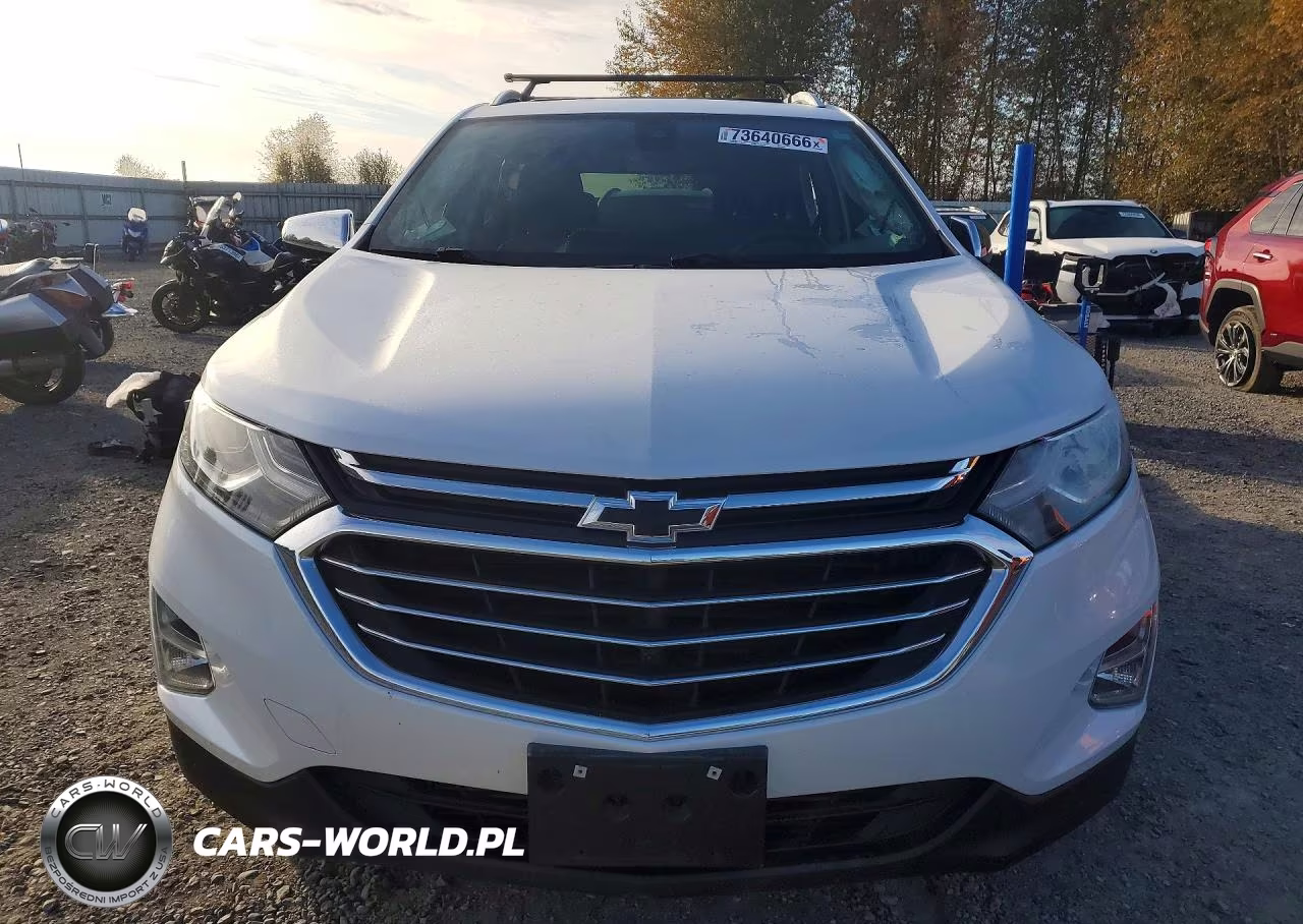 2018 Chevrolet Equinox Premier VIN:2GNAXNEX6J6265296 - 5