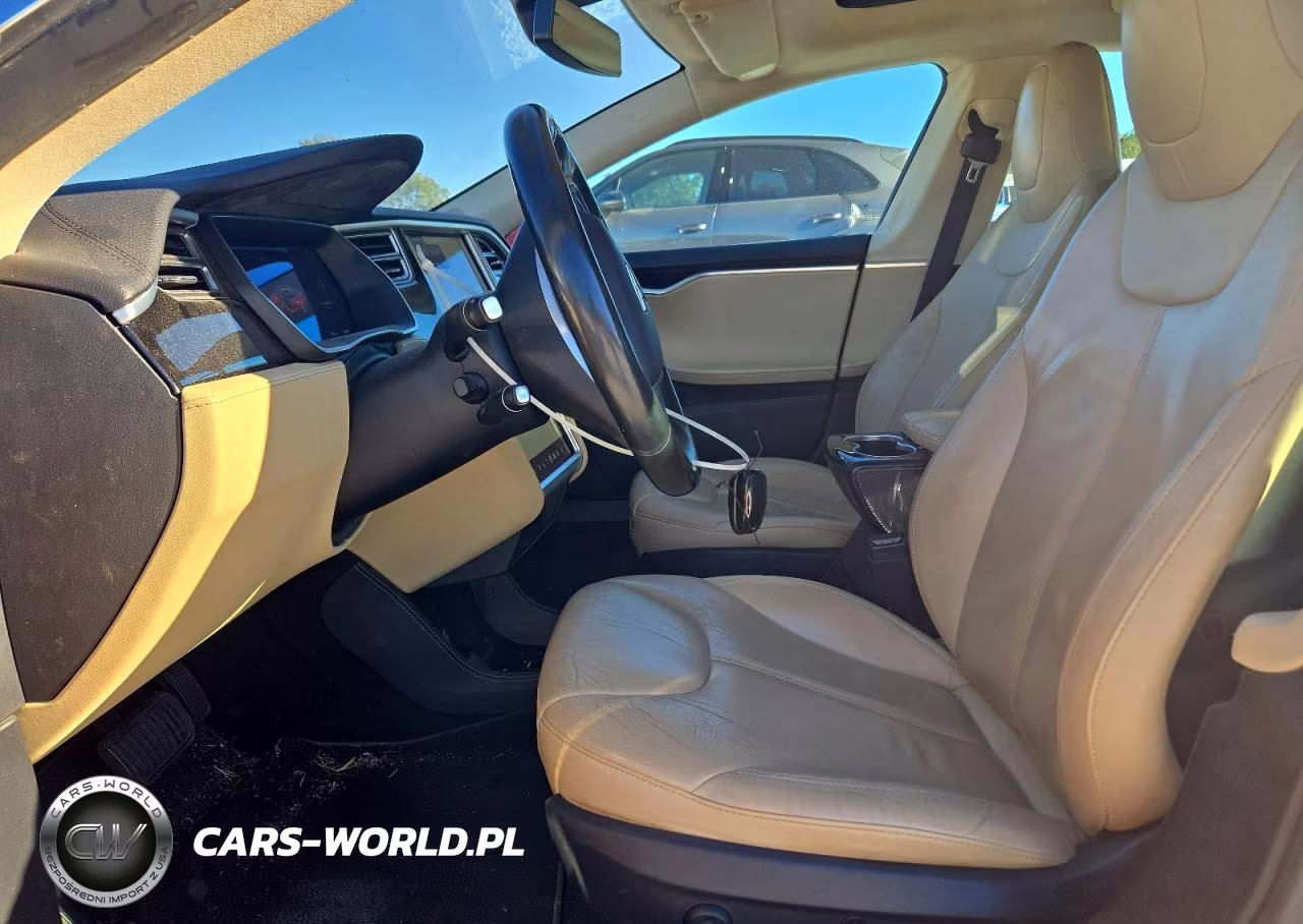 2015 Tesla Model S 70 VIN:5YJSA1E14FF104174 - 7