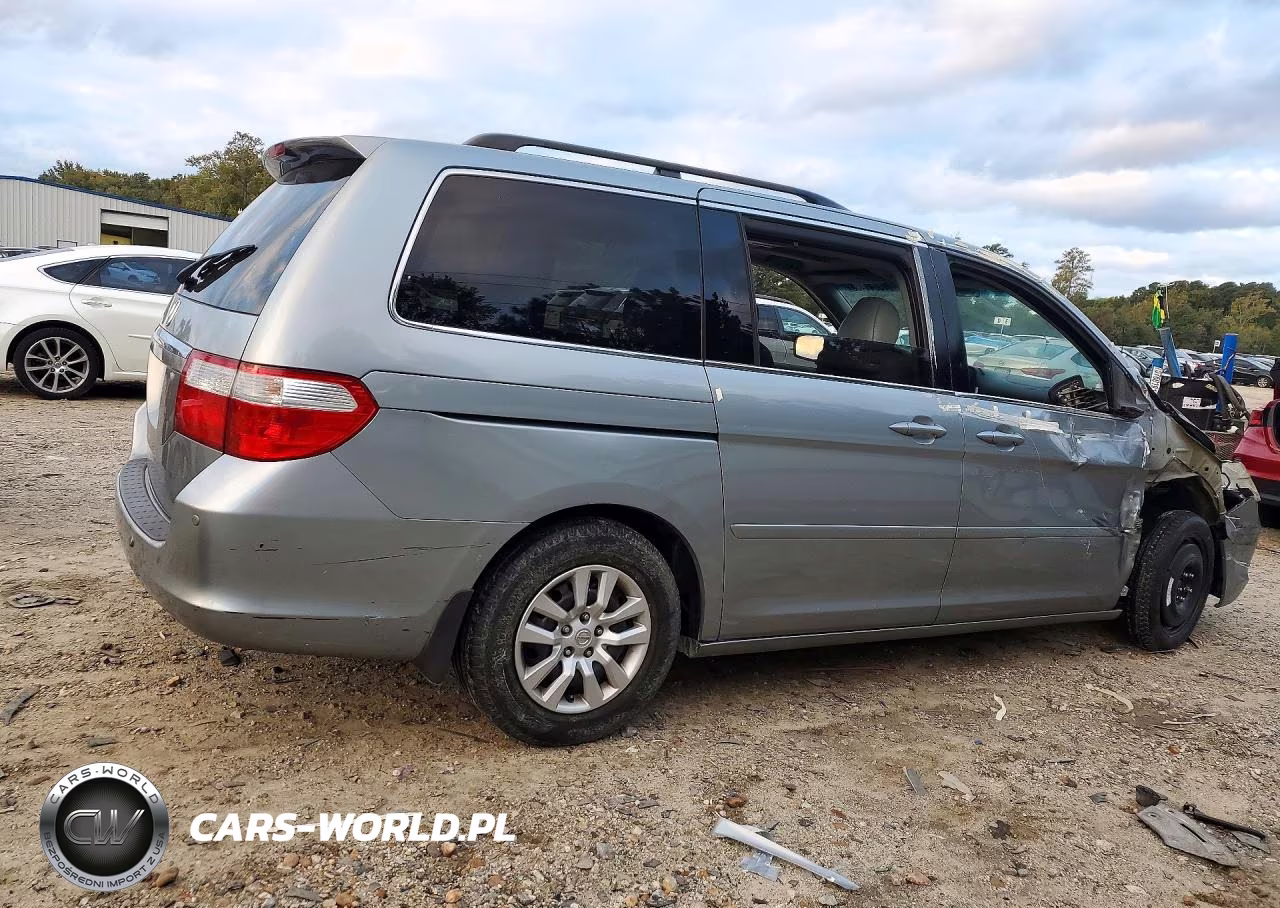 2007 Honda Odyssey Touring VIN:5FNRL388X7B100919 - 3