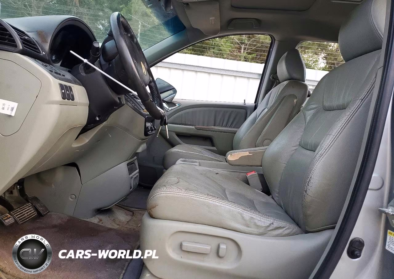 2007 Honda Odyssey Touring VIN:5FNRL388X7B100919 - 7