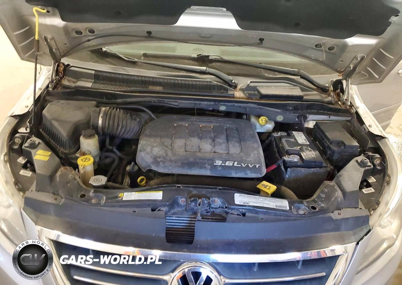 2012 Volkswagen Routan Se VIN:2C4RVABG2CR151909 - 12