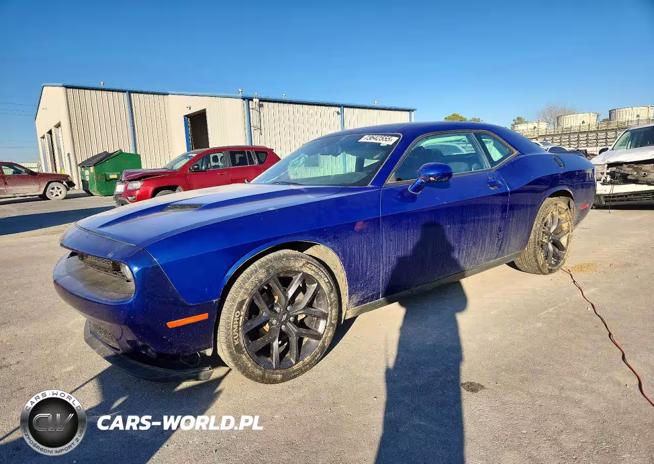 2021 Dodge Challenger Sxt