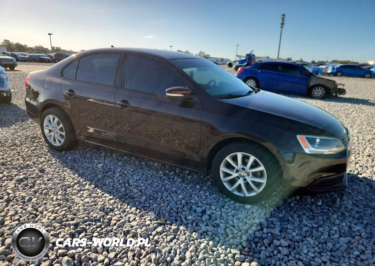 2012 Volkswagen Jetta Se VIN:3VWDX7AJ4CM305075 - 4