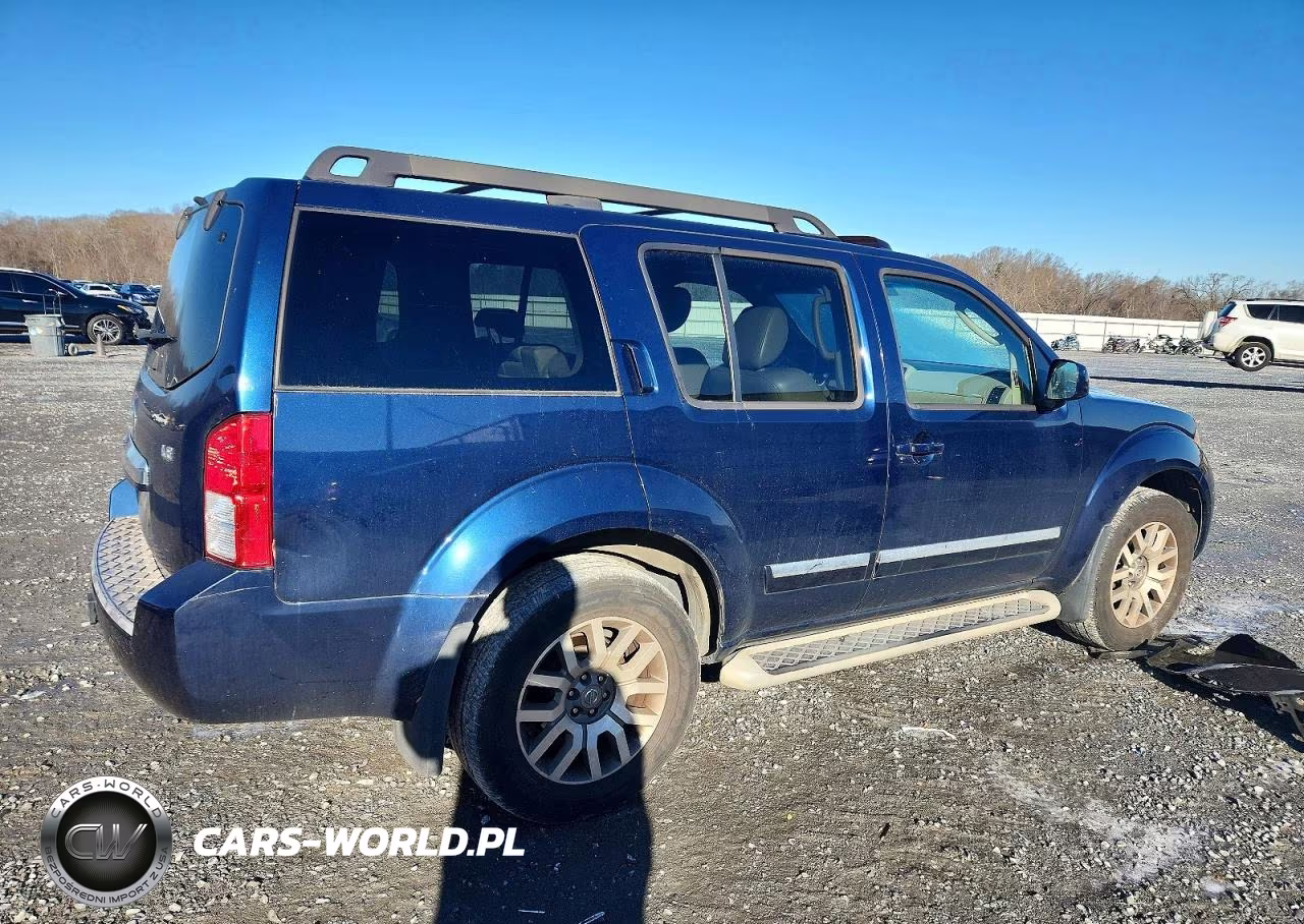 2011 Nissan Pathfinder S VIN:5N1AR1NB4BC628697 - 3