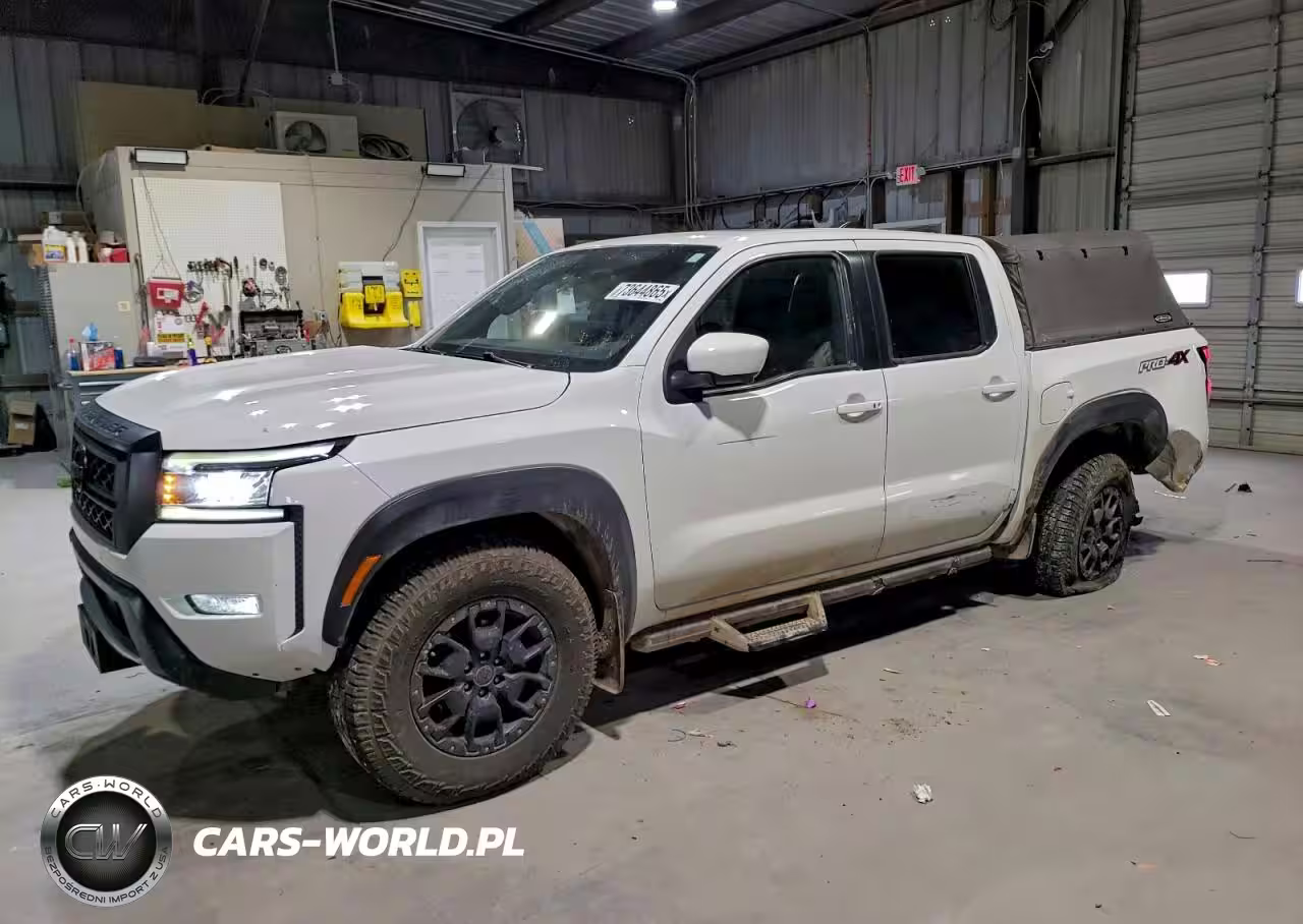 2022 Nissan Frontier S