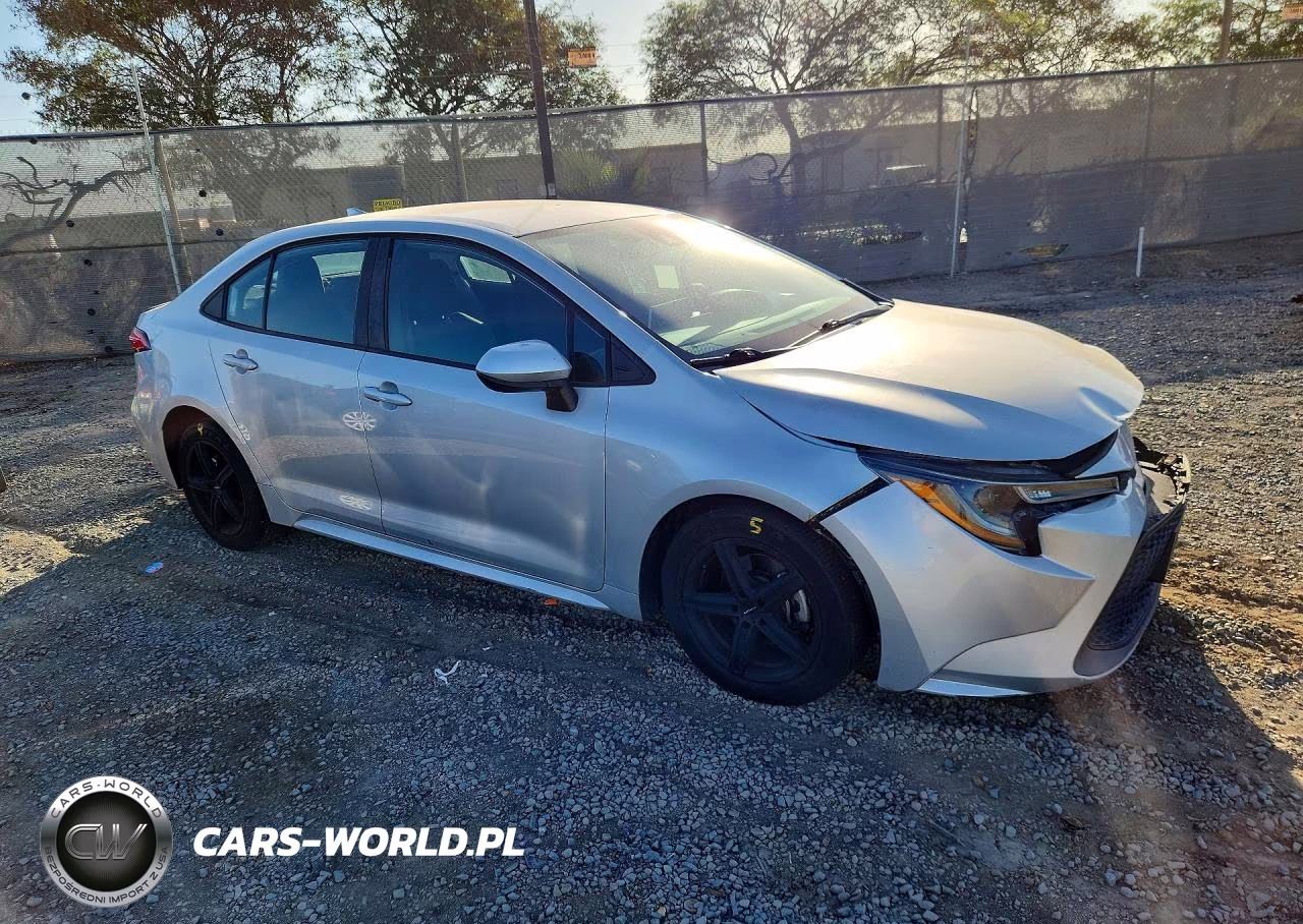 2020 Toyota Corolla Le VIN:5YFEPRAE7LP144381 - 4