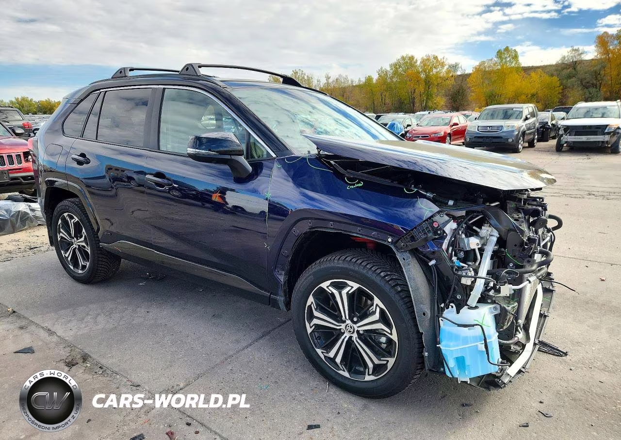 2025 Toyota Rav4 Xse VIN:JTMFB3FV2SD245256 - 4