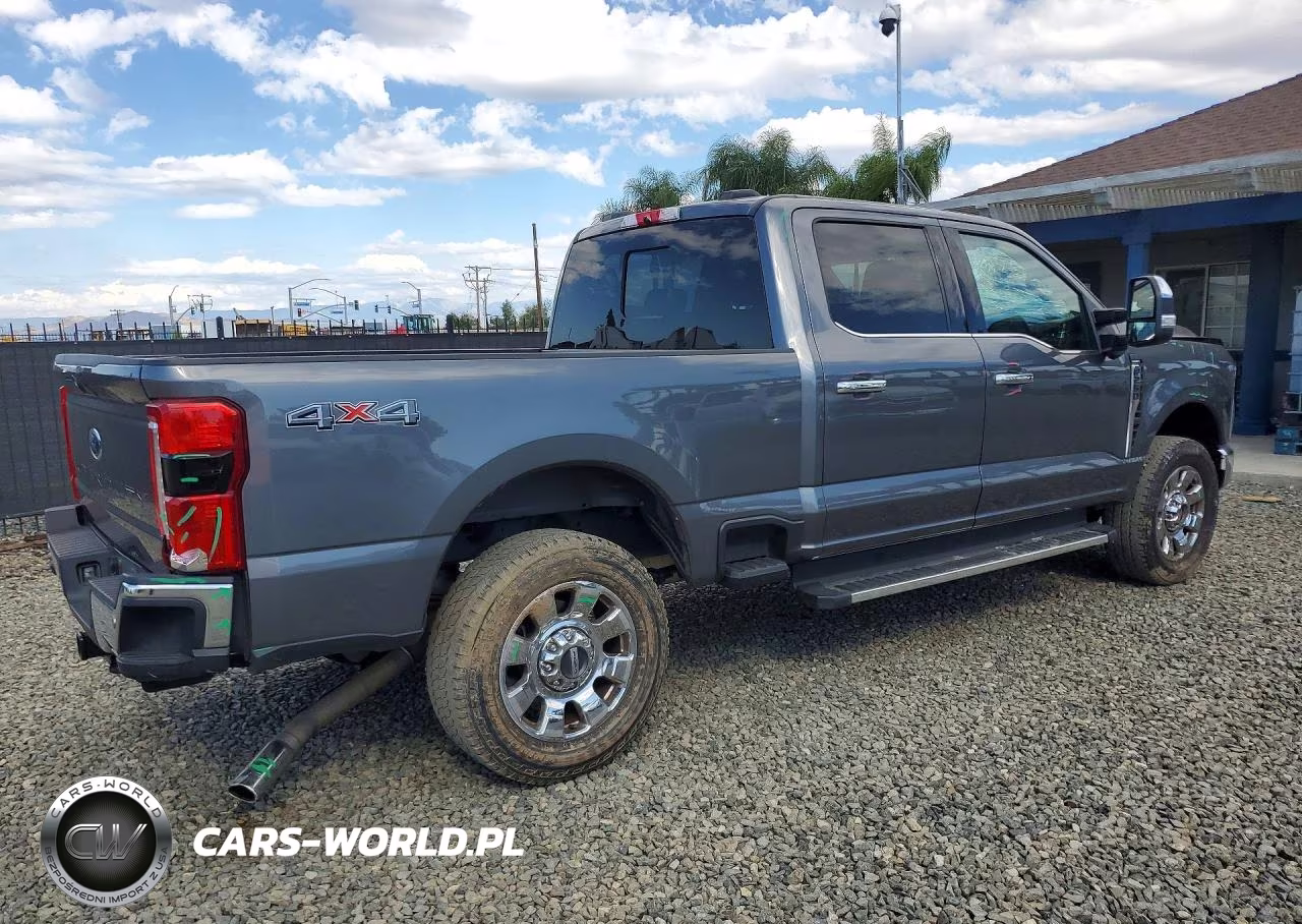 2023 Ford F250 Super Duty VIN:1FT8W2BN5PEC25386 - 3