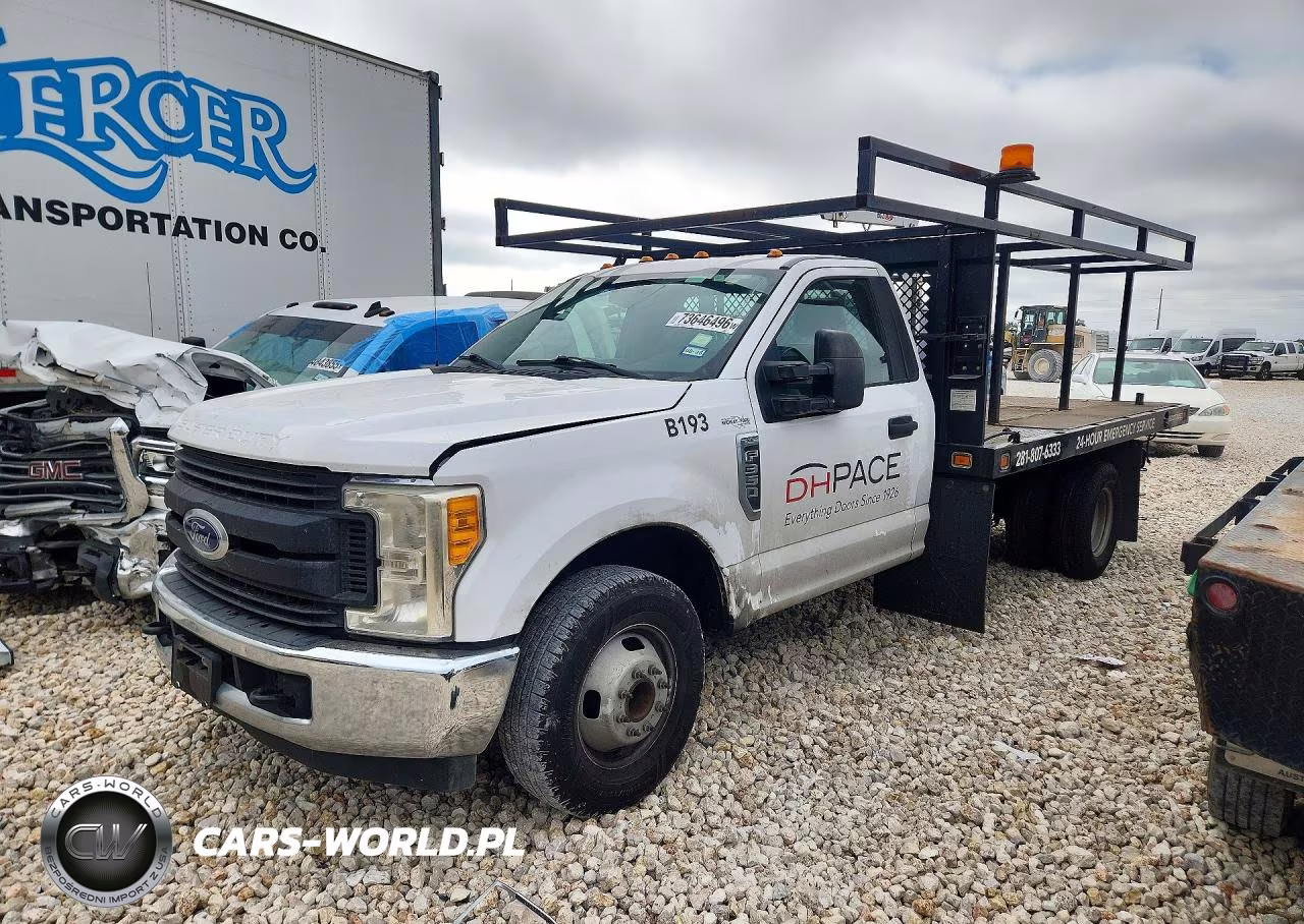 2017 Ford F350 Super Duty – zdjęcie 1 z 12