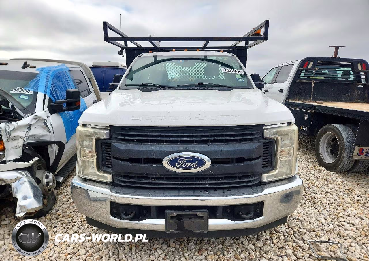 2017 Ford F350 Super Duty VIN:1FDRF3G60HED13206 - 5