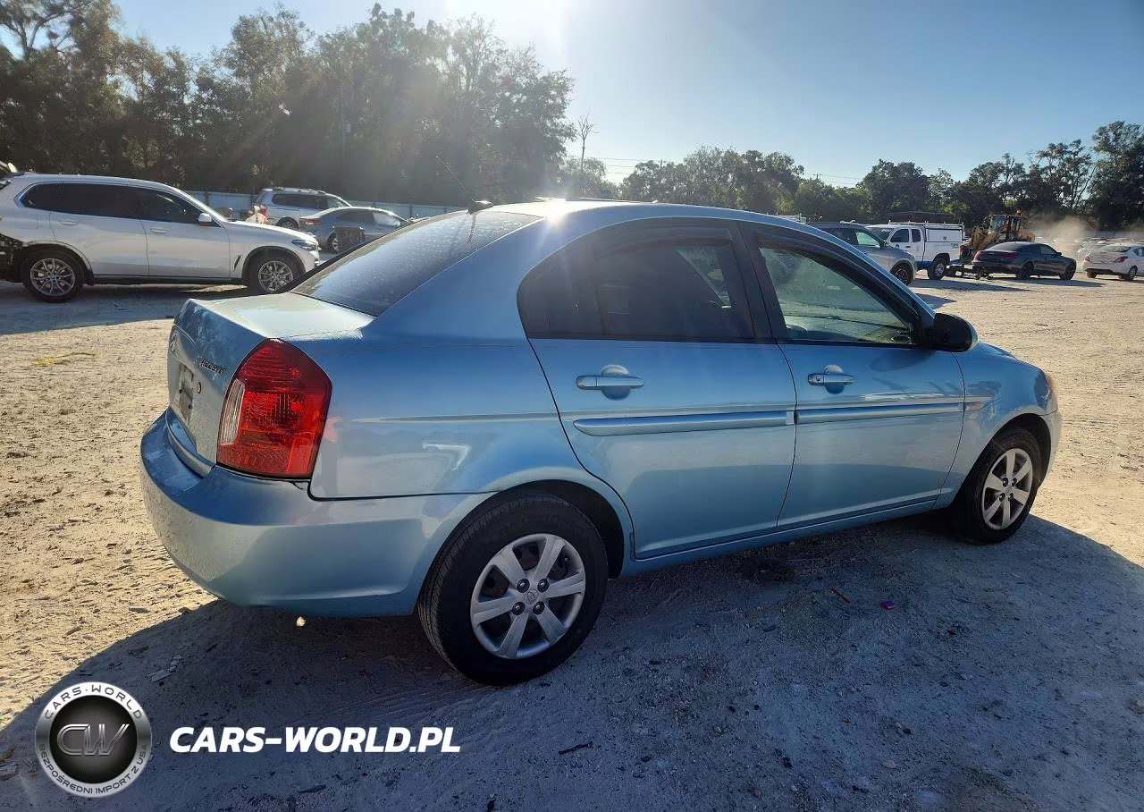 2008 Hyundai Accent Gls VIN:KMHCN46C98U267869 - 3