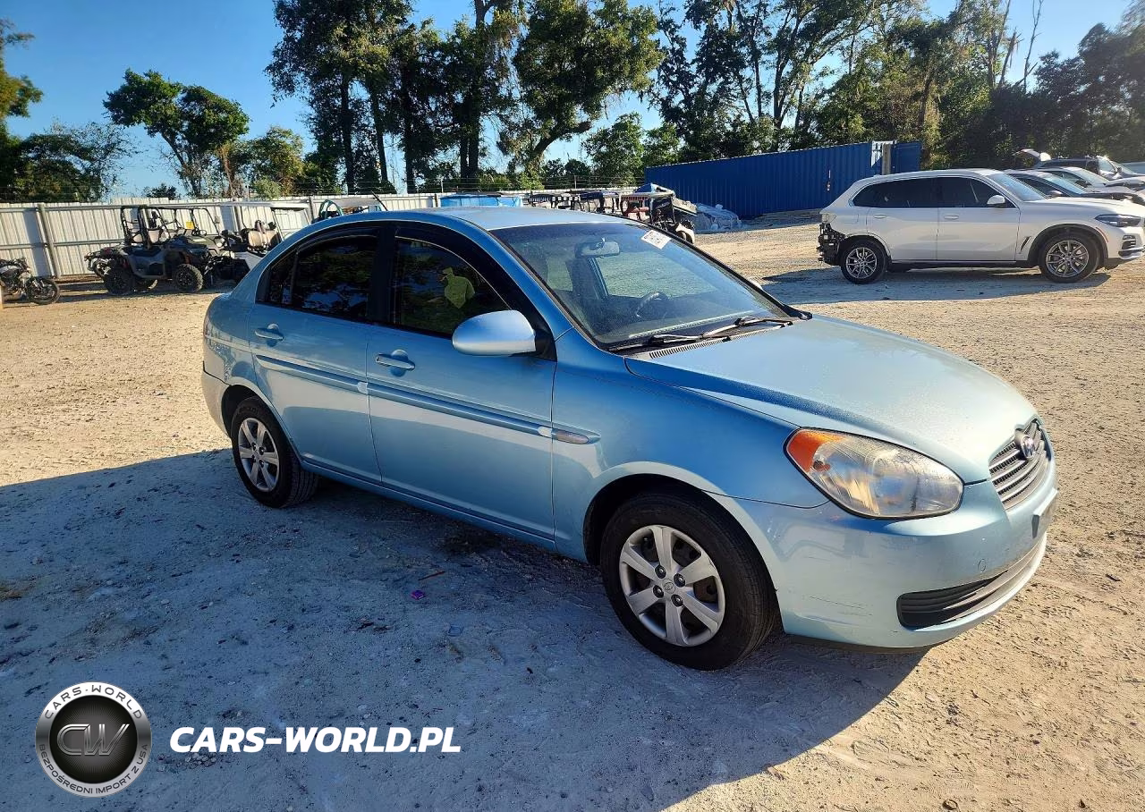 2008 Hyundai Accent Gls VIN:KMHCN46C98U267869 - 4