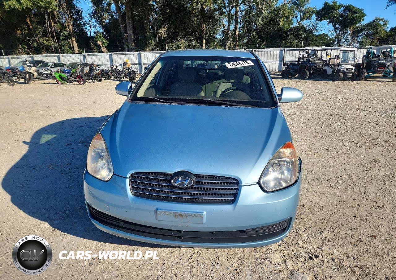 2008 Hyundai Accent Gls VIN:KMHCN46C98U267869 - 5