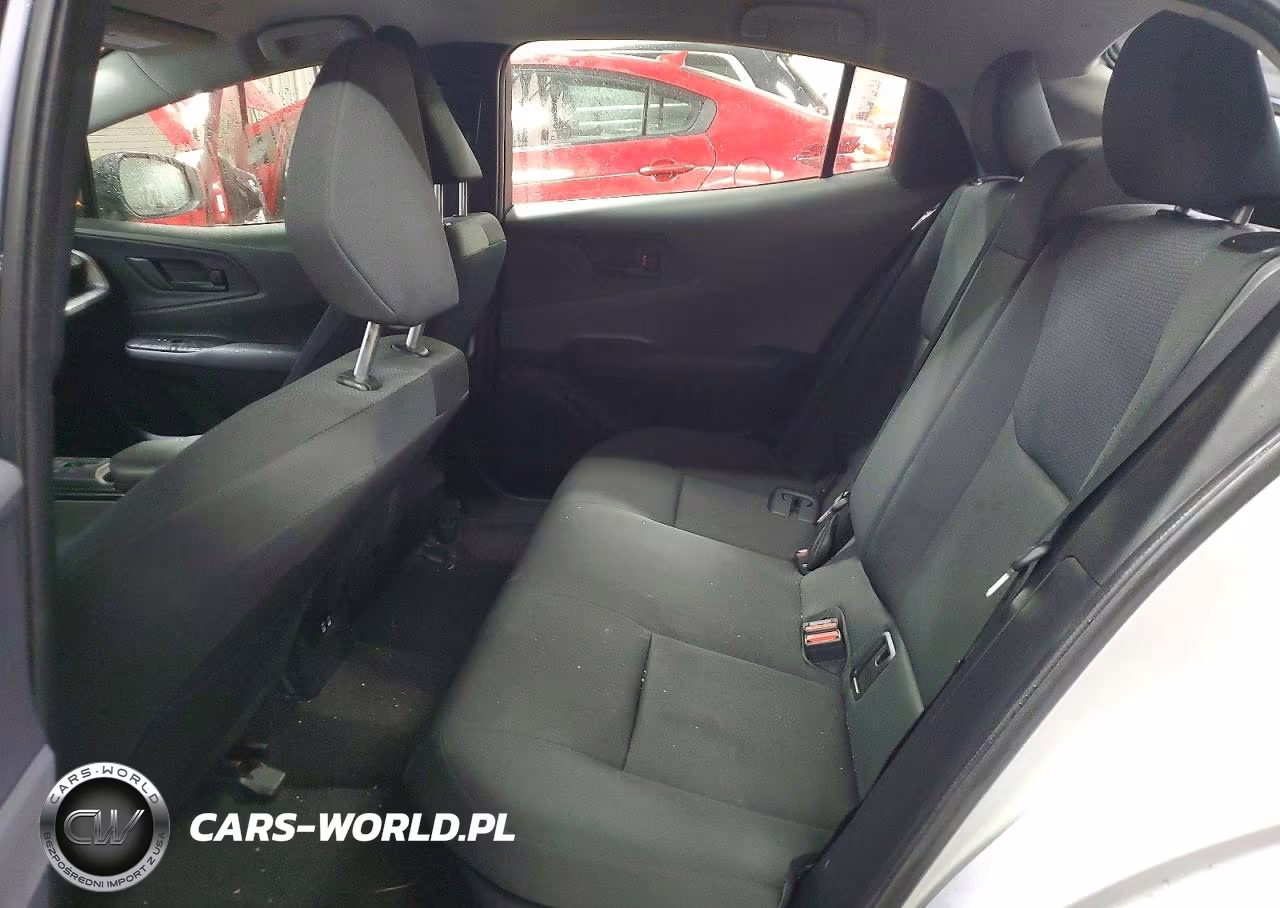 2024 Toyota Prius Le VIN:JTDACAAU2R3028395 - 10