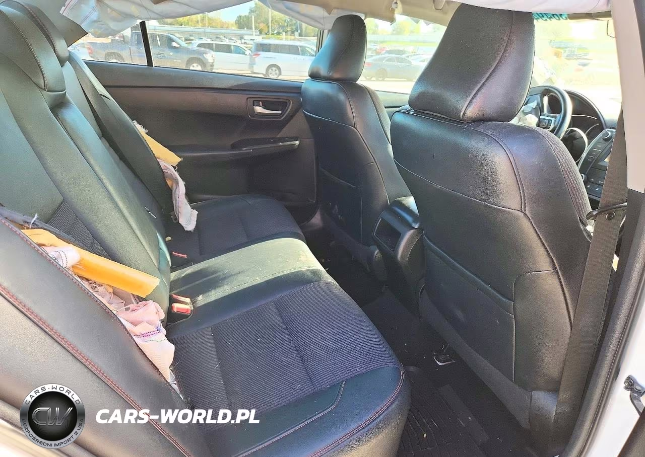2017 Toyota Camry Se VIN:4T1BF1FK6HU728153 - 10