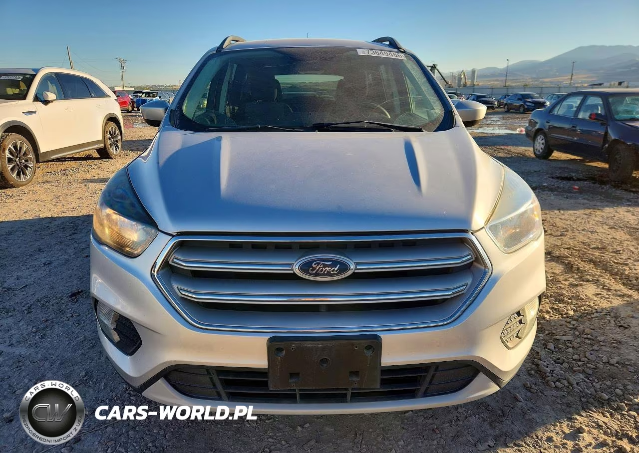 2018 Ford Escape Se VIN:1FMCU9GD7JUC60805 - 5