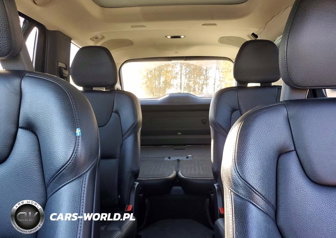 2021 Volvo Xc90 T6 Momentum VIN:YV4A221K6M1681756 - 10