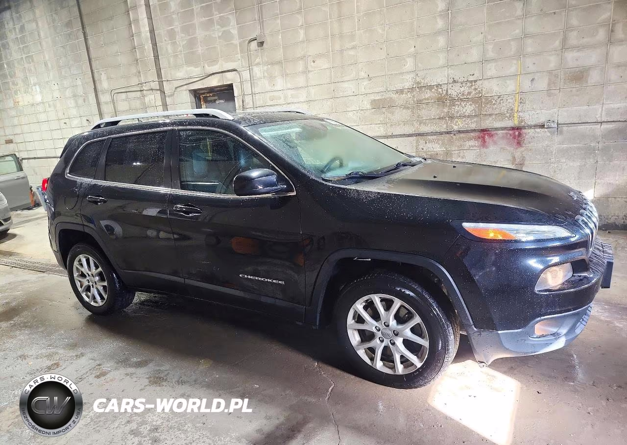 2014 Jeep Cherokee Latitude VIN:1C4PJMCS3EW229843 - 4