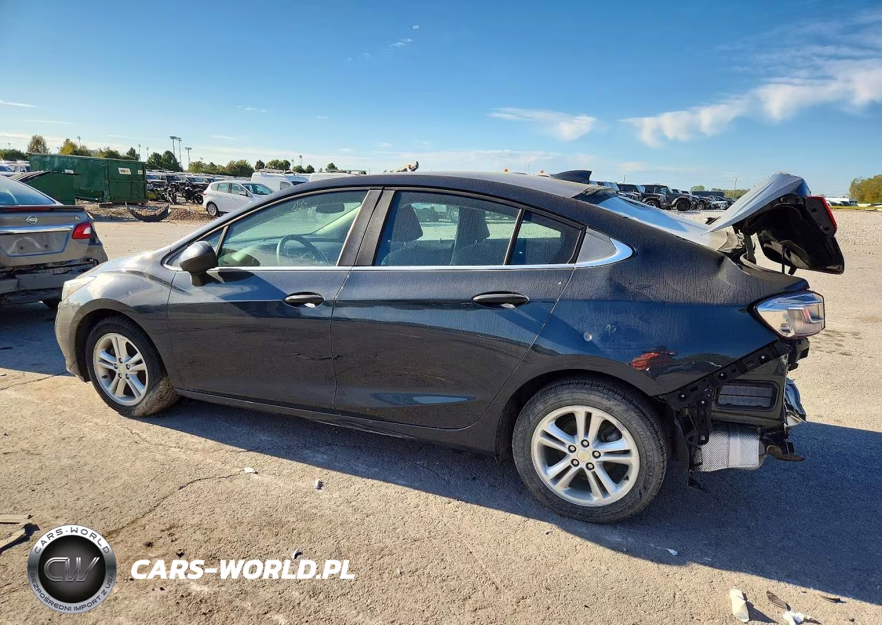 2018 Chevrolet Cruze Lt VIN:1G1BE5SM9J7233349 - 2