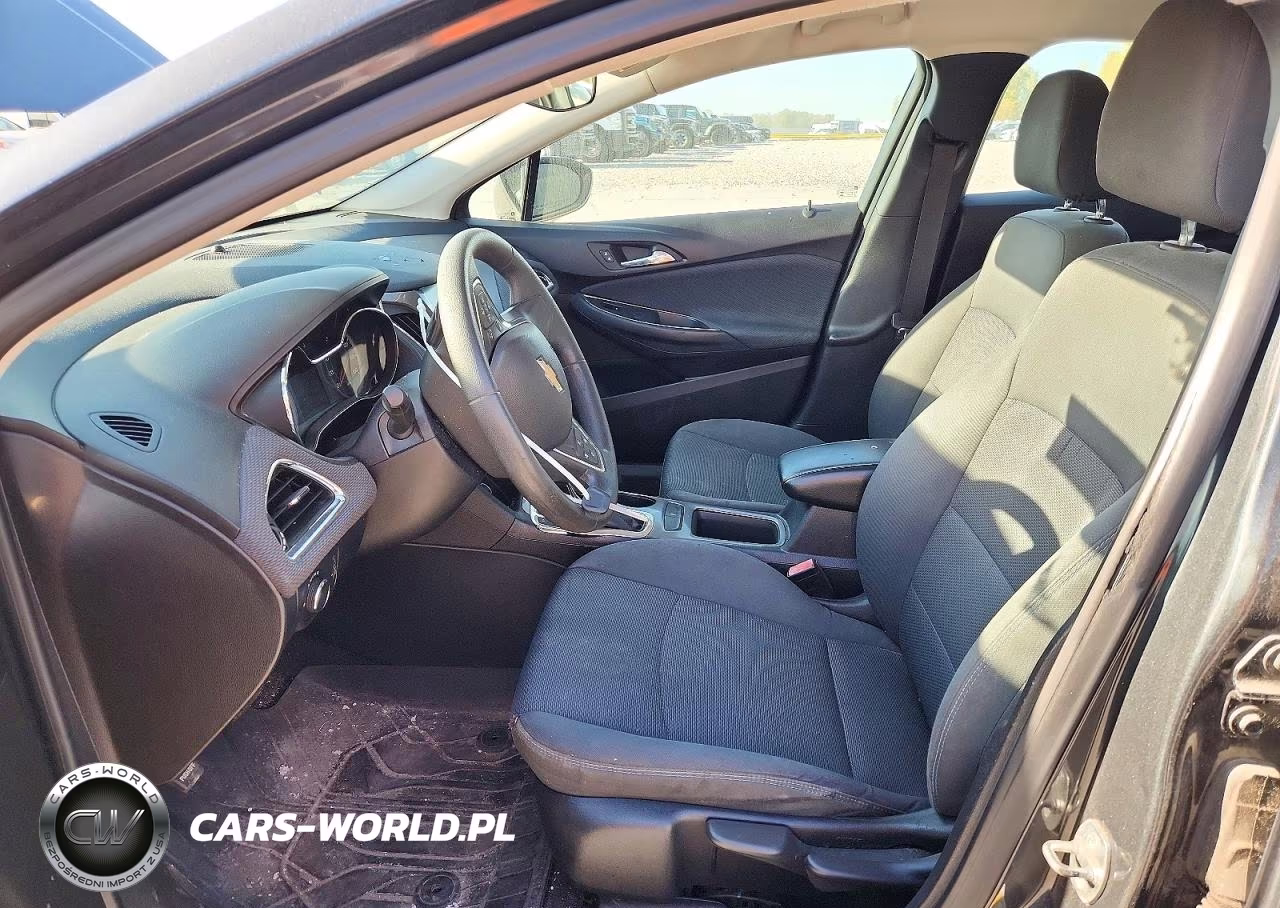 2018 Chevrolet Cruze Lt VIN:1G1BE5SM9J7233349 - 7