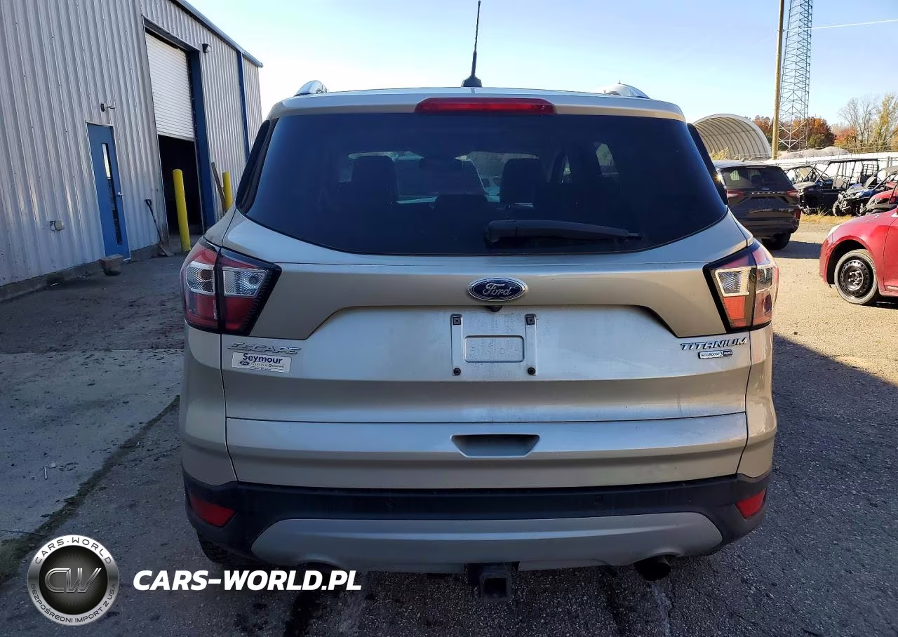 2017 Ford Escape Titanium VIN:1FMCU9J97HUE25816 - 6