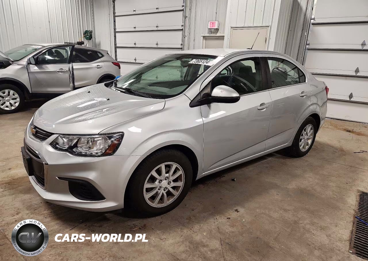 2018 Chevrolet Sonic Lt VIN:1G1JD5SH2J4120426 - 1