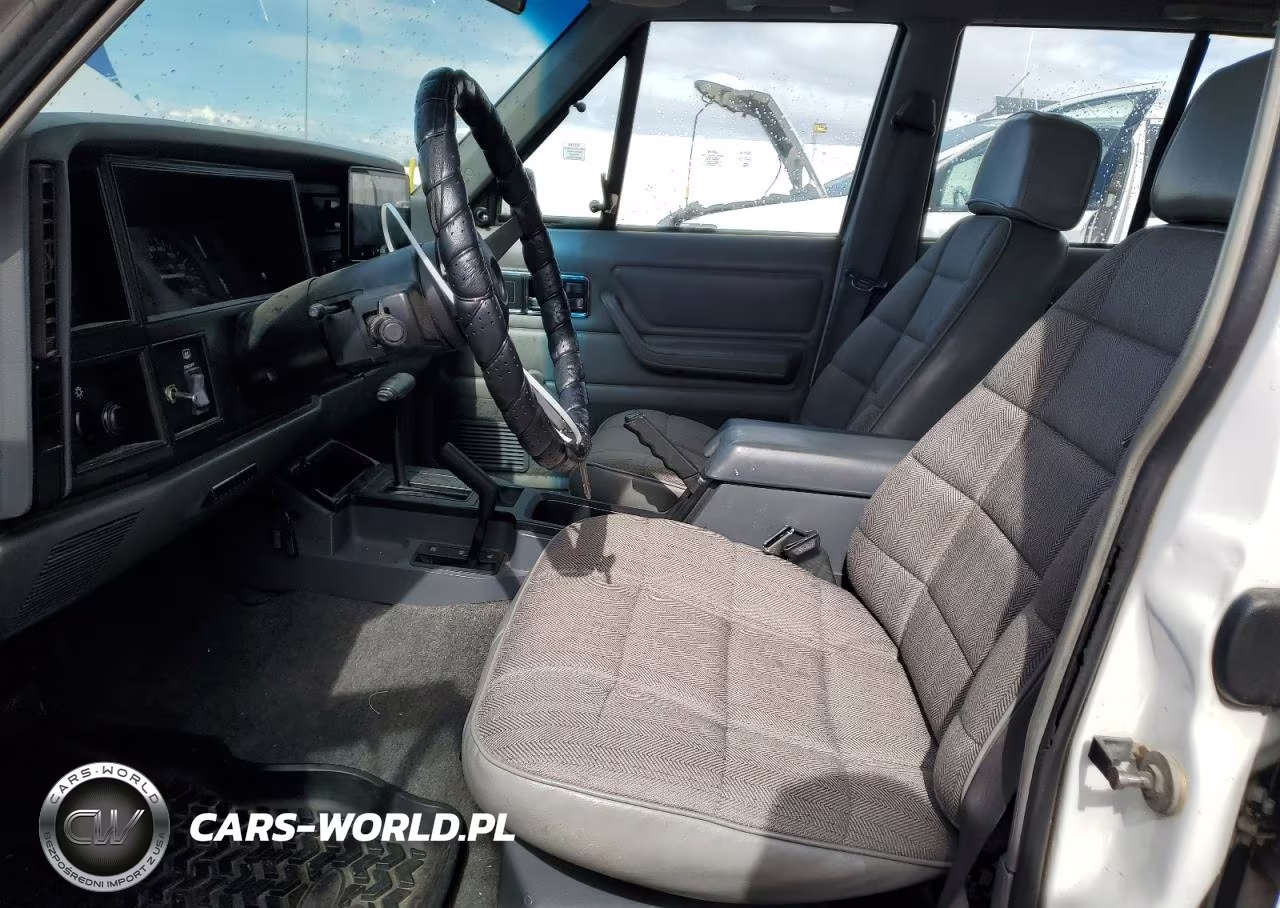1992 Jeep Cherokee Sport VIN:1J4FJ88S2NL138635 - 7