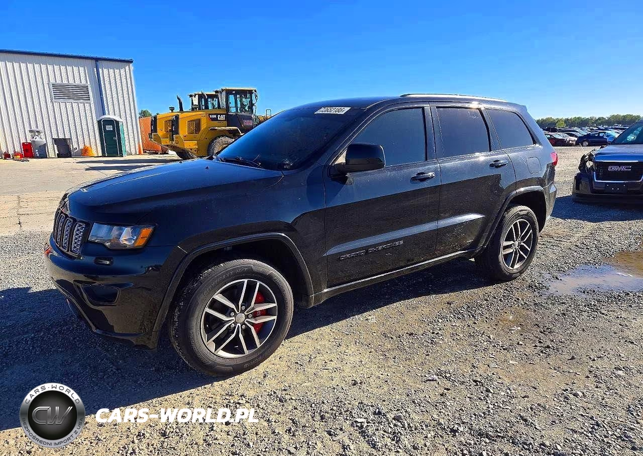 2020 Jeep Grand Cherokee Laredo VIN:1C4RJFAG3LC176143 - 1