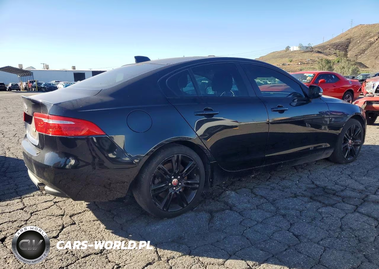 2017 Jaguar Xe Prestige VIN:SAJAE4BG9HA957614 - 3