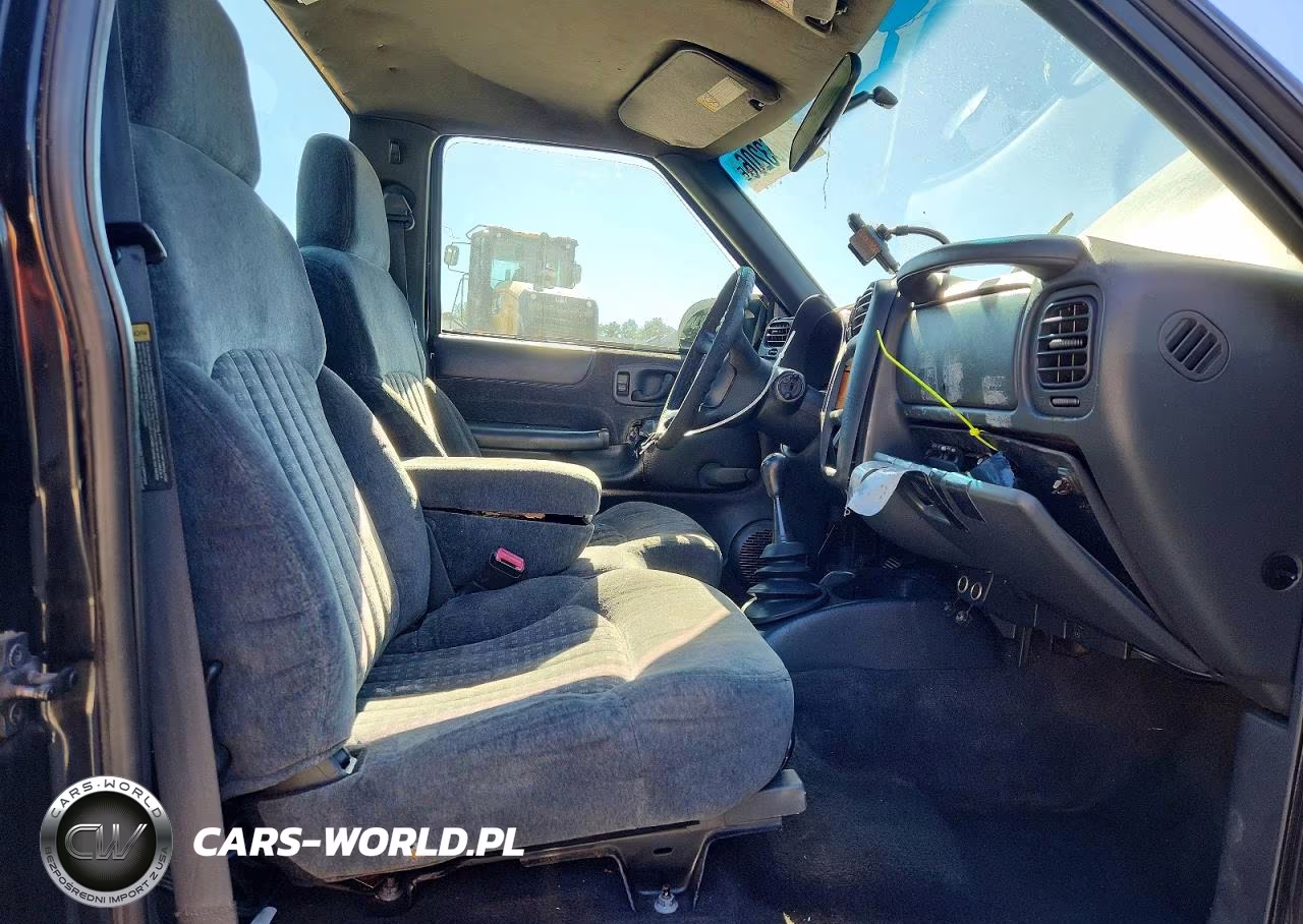 2000 Chevrolet S Truck S10 VIN:1GCCS1440Y8182306 - 7