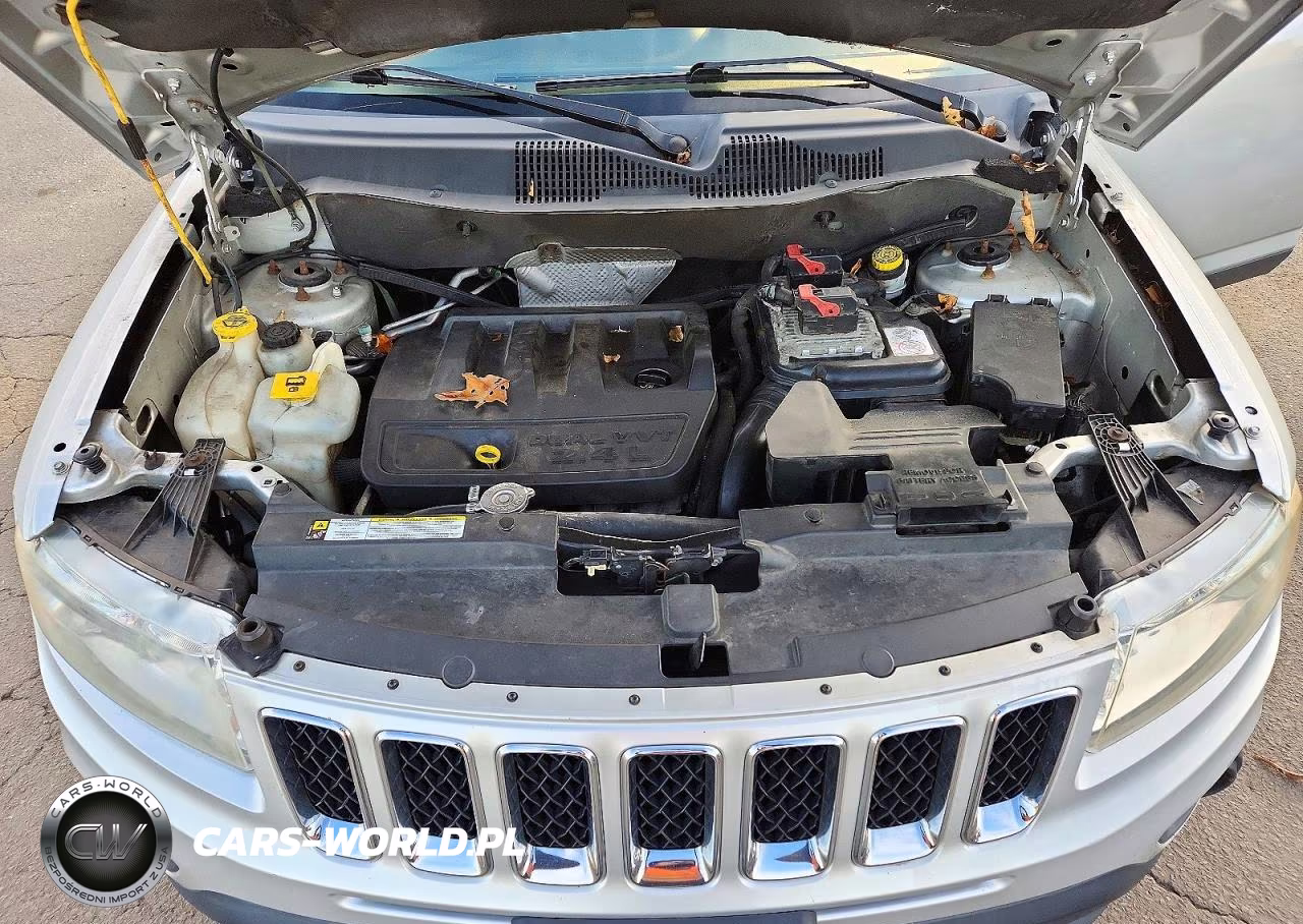 2013 Jeep Compass Latitude VIN:1C4NJDEB7DD253500 - 12
