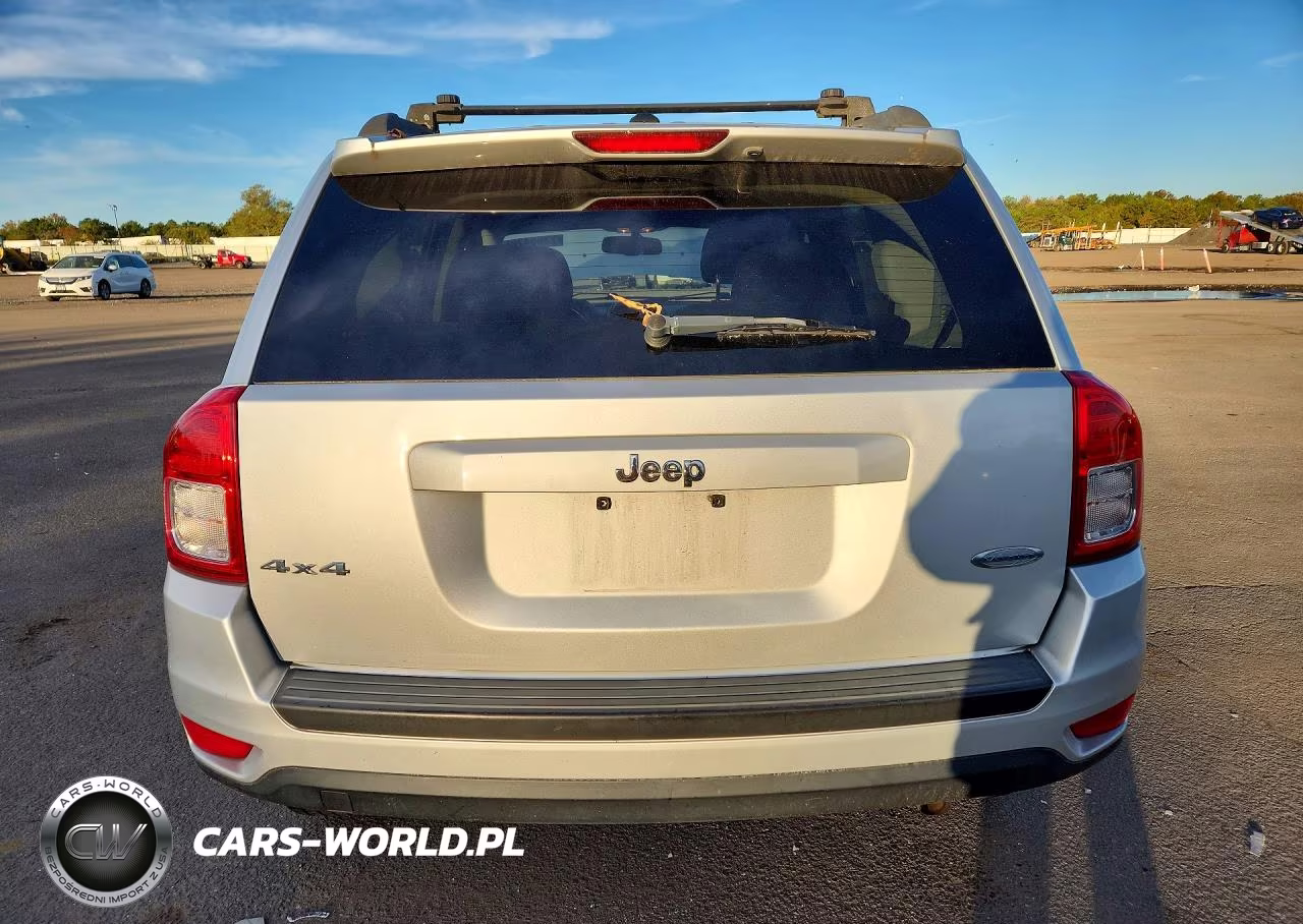 2013 Jeep Compass Latitude VIN:1C4NJDEB7DD253500 - 6