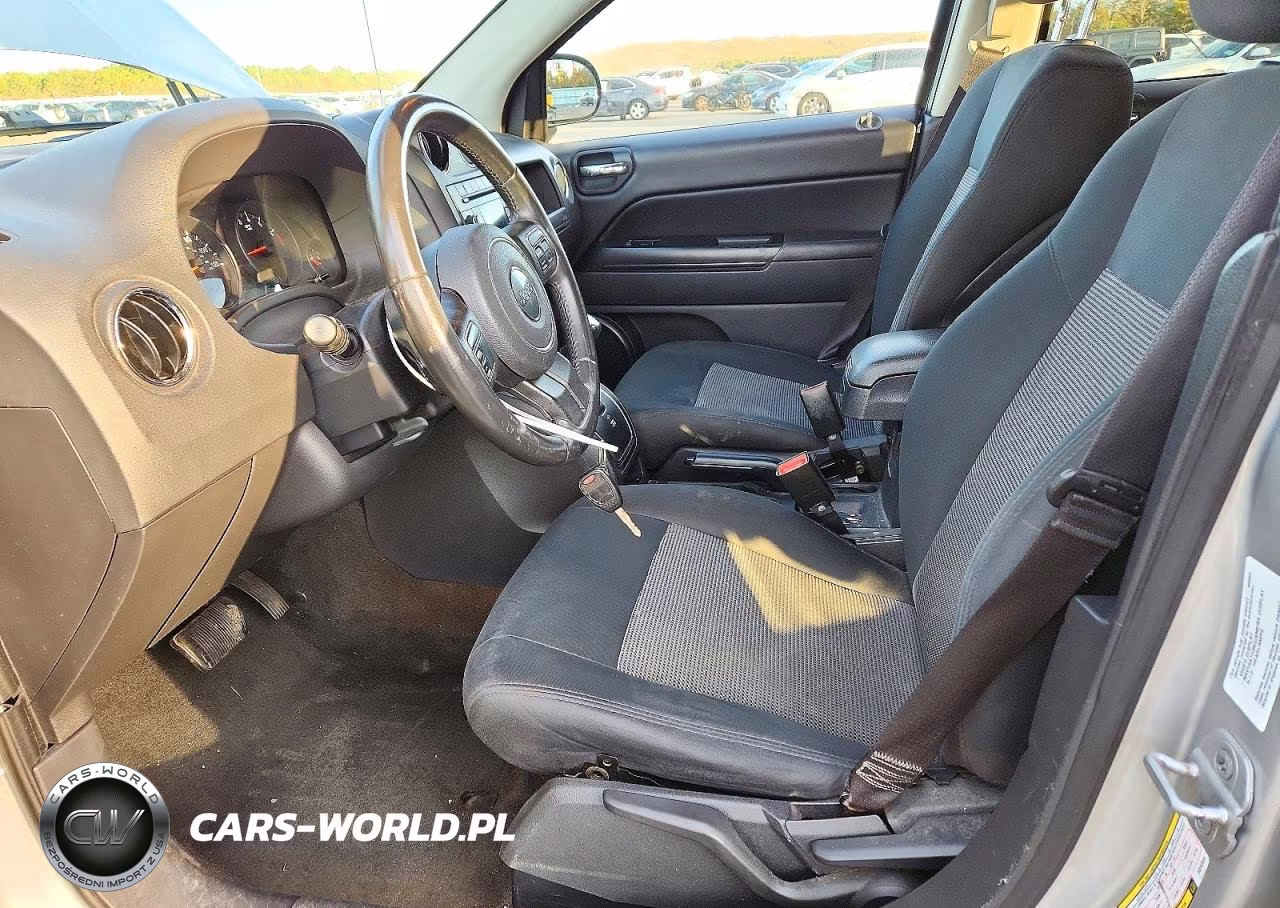 2013 Jeep Compass Latitude VIN:1C4NJDEB7DD253500 - 7
