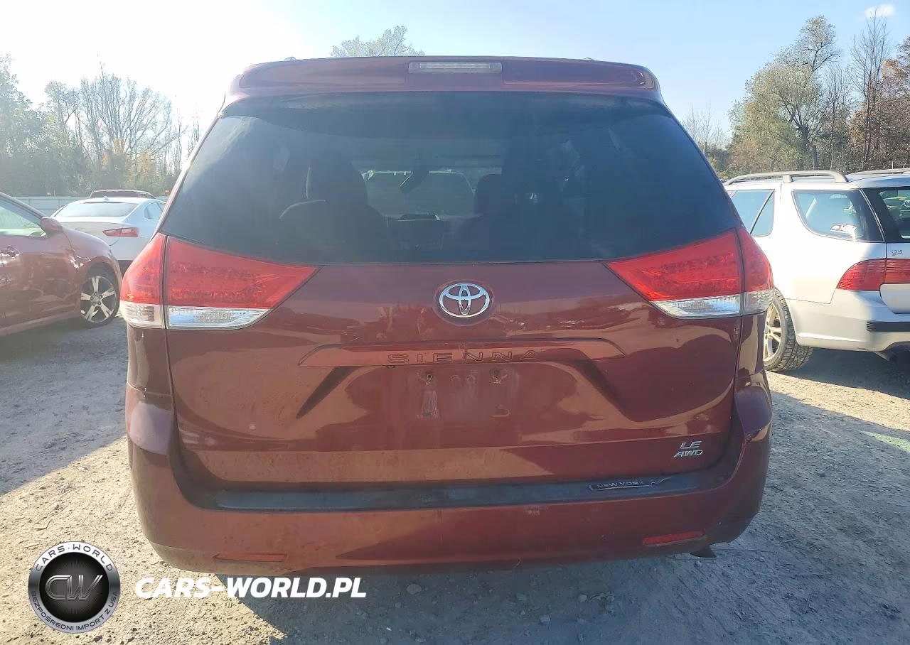 2013 Toyota Sienna Le VIN:5TDJK3DC5DS070813 - 6