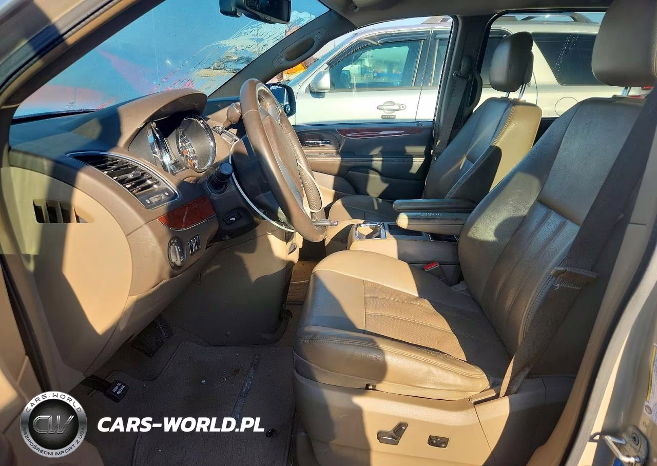 2013 Chrysler Town & Country Touring L VIN:2C4RC1CG6DR711842 - 7