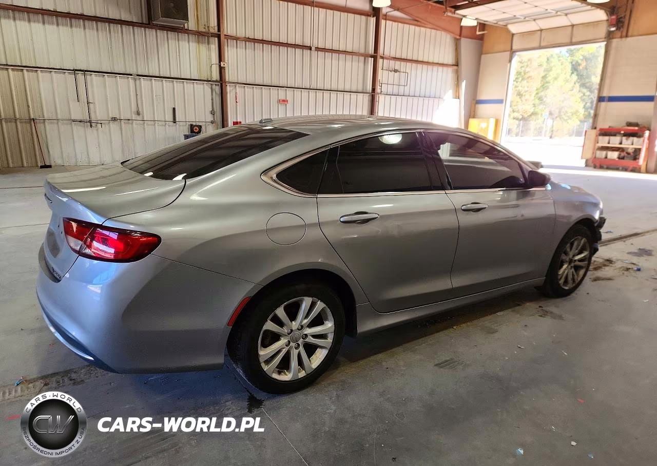 2015 Chrysler 200 Limited VIN:1C3CCCAB7FN702872 - 3