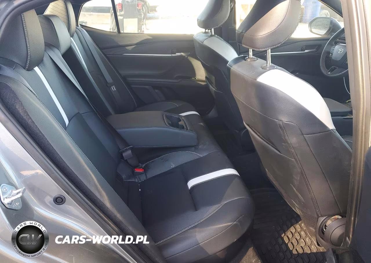 2026 Toyota Camry Se VIN:4T1DAACK9TU335509 - 10