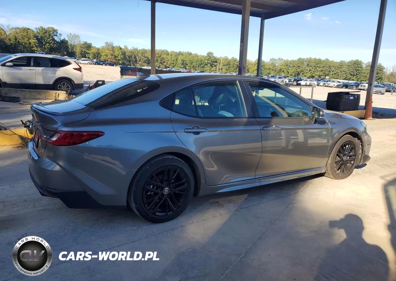 2026 Toyota Camry Se VIN:4T1DAACK9TU335509 - 3