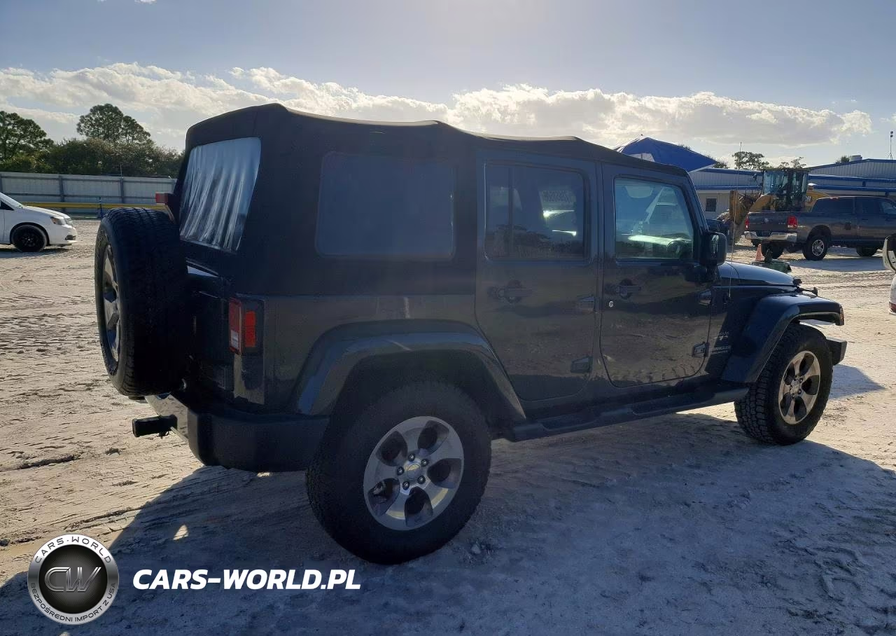 2017 Jeep Wrangler Unlimited Sahara VIN:1C4BJWEG4HL694961 - 3