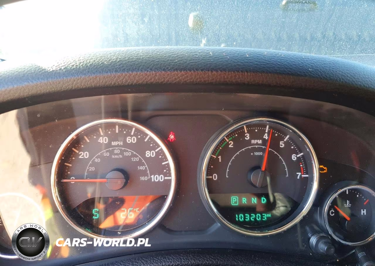 2017 Jeep Wrangler Unlimited Sahara VIN:1C4BJWEG4HL694961 - 9
